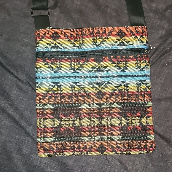Colorful Patterned Shoulder Bag - Picture 4 of 4